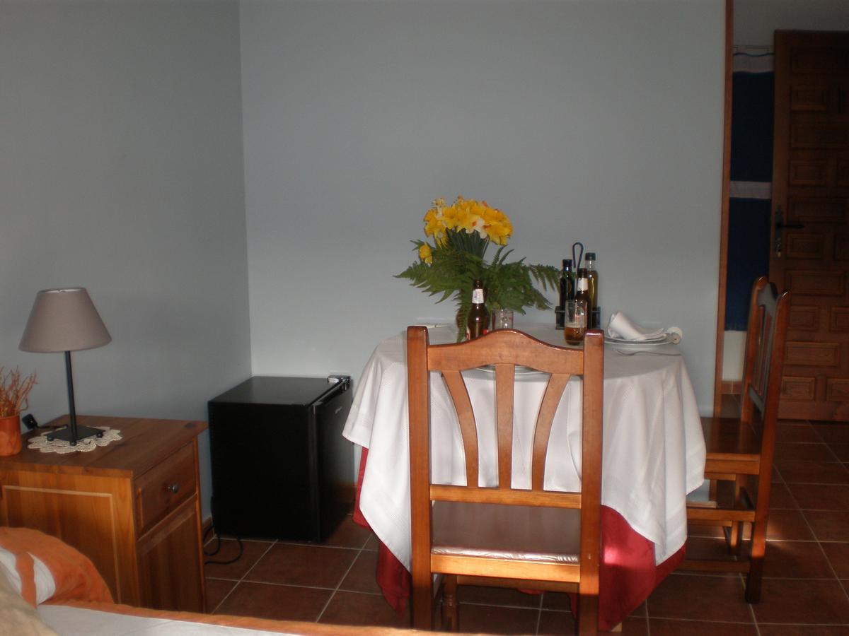 Arroyo de las Fraguas Hostal Restaurante Alto Rey מראה חיצוני תמונה